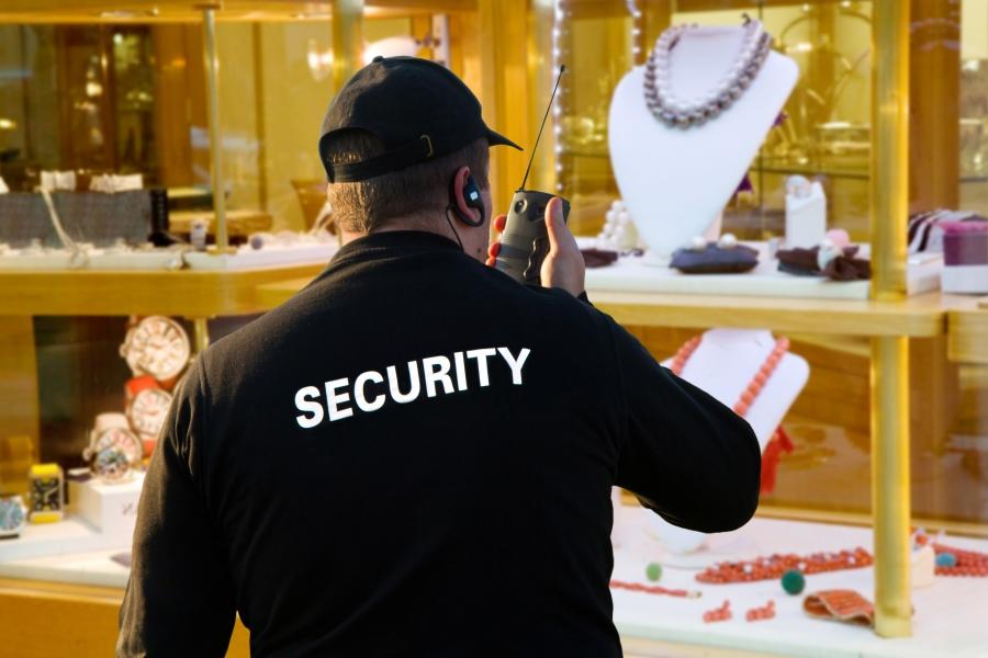 Jewellery Store Robberies in Canada: The Role of Security